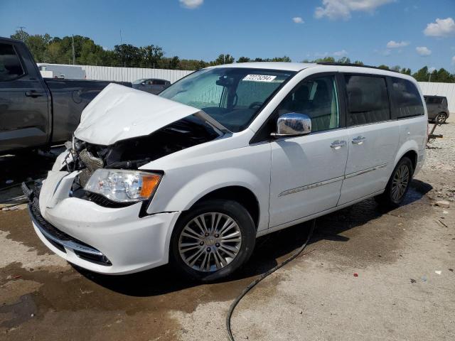 Photo 1 from auction – 2014 CHRYSLER TOWN & COU with VIN 2C4RC1CG1ER178011