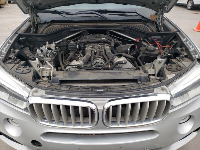 Photo 12 from auction – 2015 BMW X5 XDRIVE5 with VIN 5UXKR6C56F0J74512