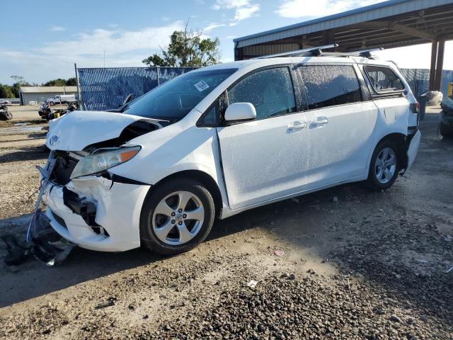Photo 1 from auction – 2014 TOYOTA SIENNA LE with VIN 5TDKK3DC3ES478314