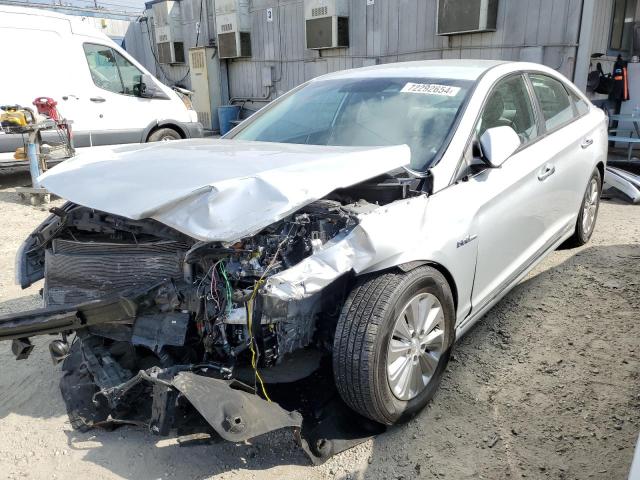 Photo 1 from auction – 2017 HYUNDAI SONATA HYB with VIN KMHE24L11HA043565