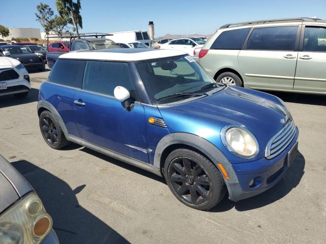 Photo 4 from auction – 2007 MINI COOPER with VIN WMWMF33577TT52068