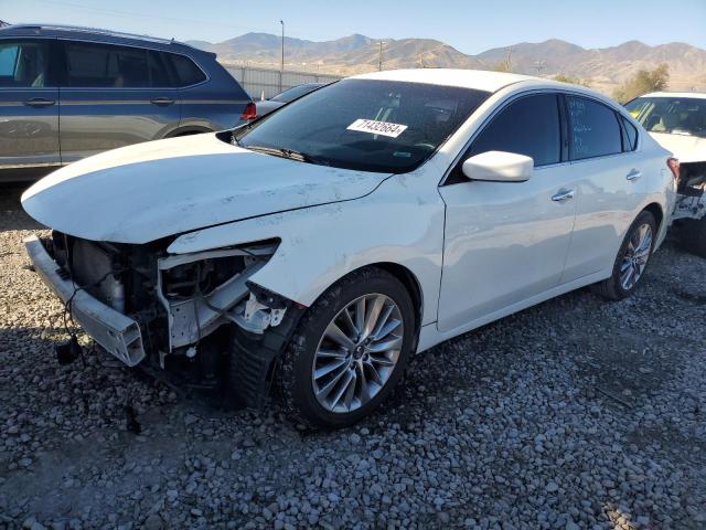 NISSAN ALTIMA 2.5 2016 with VIN 1N4AL3AP7GC221702 - Photo from auction