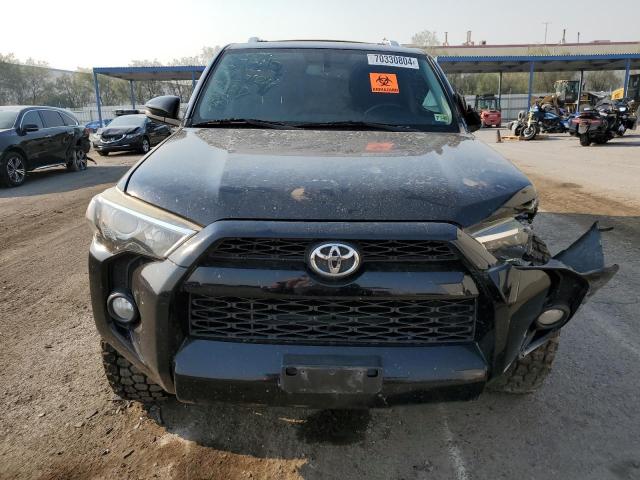 Photo 5 from auction – 2015 TOYOTA 4RUNNER SR with VIN JTEBU5JR9F5213382
