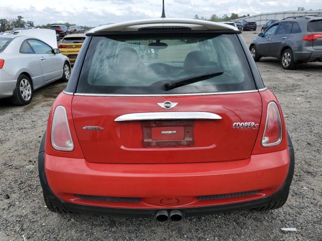 Photo 6 from auction – 2006 MINI COOPER S with VIN WMWRE335X6TL19203