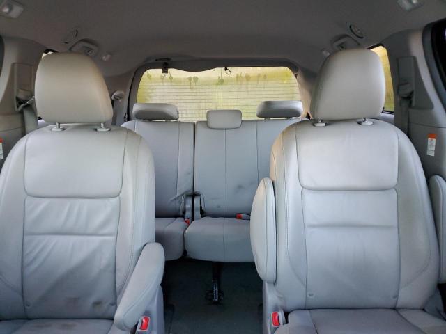 Photo 10 from auction – 2017 TOYOTA SIENNA XLE with VIN 5TDDZ3DC4HS176412