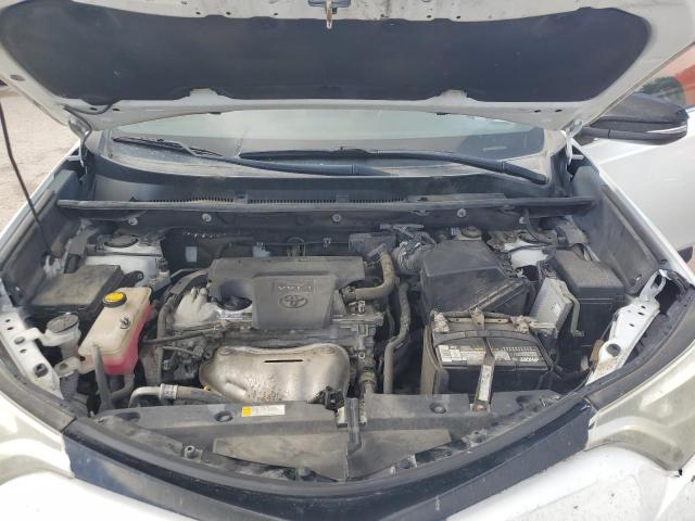 Photo 12 from auction – 2018 TOYOTA RAV4 SE with VIN 2T3NFREV9JW449915