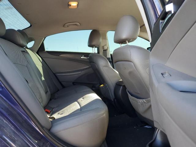 Photo 11 from auction – 2012 HYUNDAI SONATA SE with VIN 5NPEC4AB8CH404899