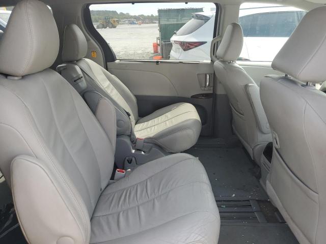 Photo 11 from auction – 2012 TOYOTA SIENNA XLE with VIN 5TDYK3DC1CS272240