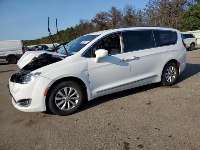 CHRYSLER PACIFICA T 2018 with VIN 2C4RC1BG7JR124062 - Photo from auction