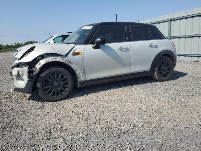 MINI COOPER 2015 with VIN WMWXS5C53FT831557 - Photo from auction