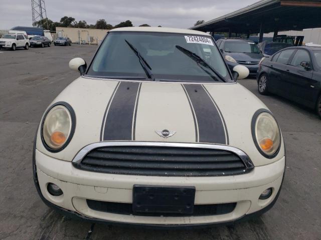 Photo 5 from auction – 2010 MINI COOPER with VIN WMWMF3C58ATZ64741