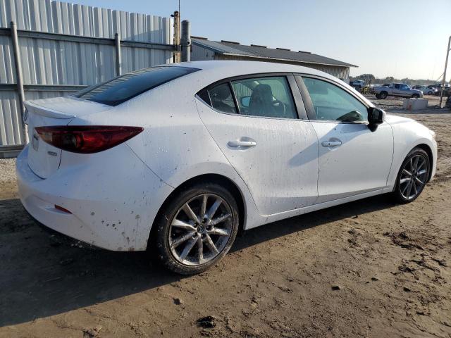 Photo 3 from auction – 2018 MAZDA 3 TOURING with VIN 3MZBN1V30JM241877