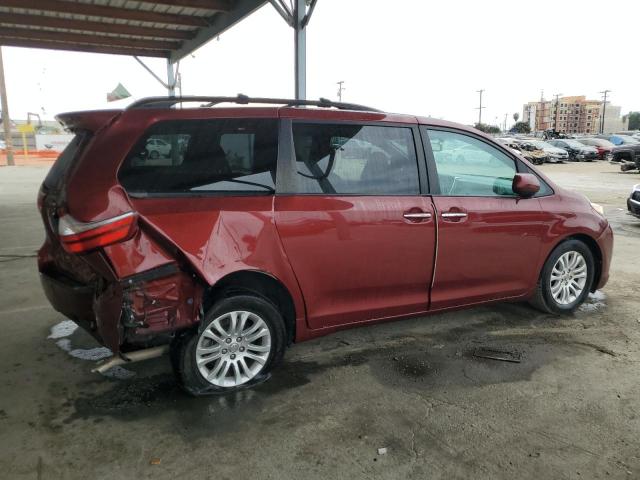 Photo 3 from auction – 2017 TOYOTA SIENNA XLE with VIN 5TDYZ3DC4HS847059