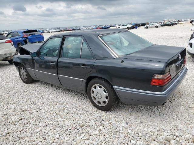 Photo 2 from auction – 1994 MERCEDES-BENZ E 320 with VIN WDBEA32EXRC074761