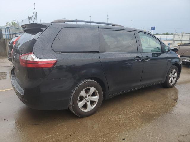 Photo 3 from auction – 2017 TOYOTA SIENNA LE with VIN 5TDKZ3DCXHS830627