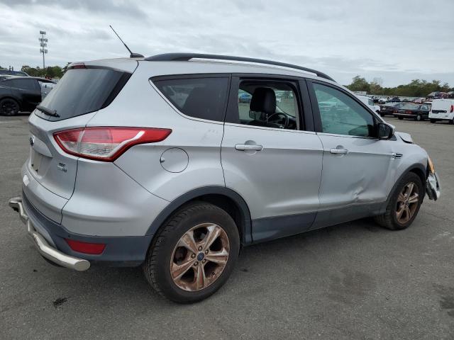 Photo 3 from auction – 2015 FORD ESCAPE SE with VIN 1FMCU9GX9FUA97074