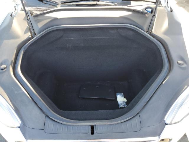 Photo 11 from auction – 2015 TESLA MODEL S 85 with VIN 5YJSA1H21FFP80067