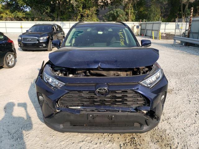 Photo 5 from auction – 2019 TOYOTA RAV4 XLE with VIN JTMP1RFV9KD024022