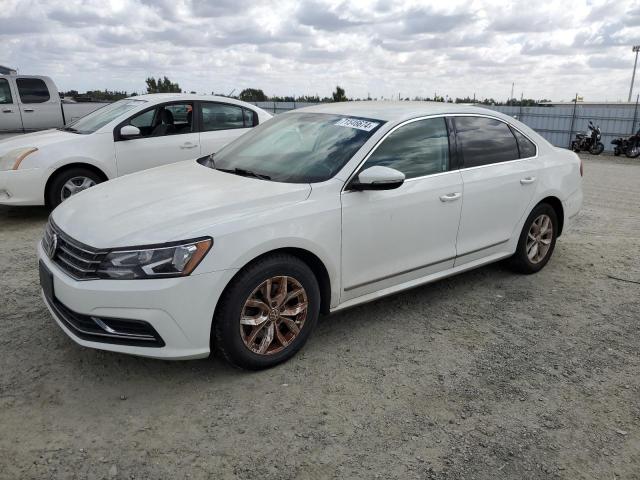 VOLKSWAGEN PASSAT S 2017 with VIN 1VWAT7A37HC083303 - Photo from auction