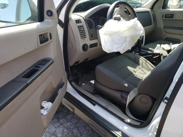 Photo 8 from auction – 2011 FORD ESCAPE XLS with VIN 1FMCU9C71BKC69674