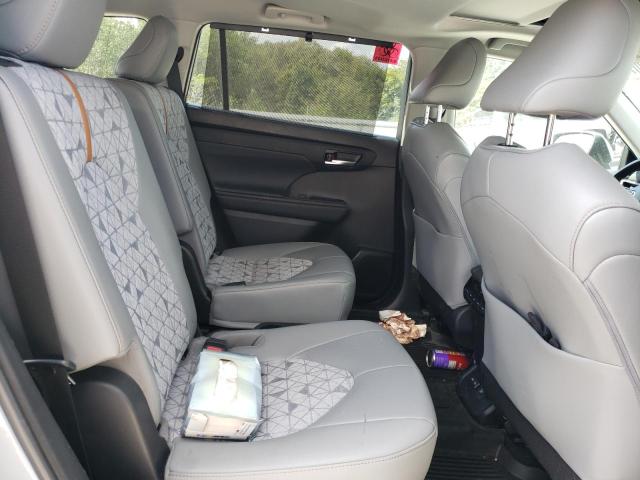 Photo 11 from auction – 2022 TOYOTA HIGHLANDER with VIN 5TDABRCH9NS538592