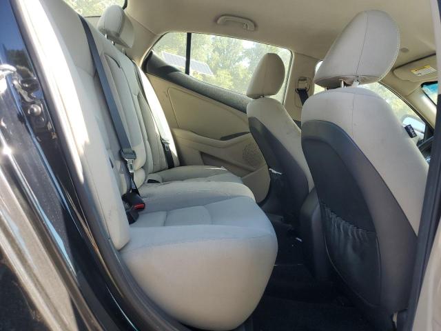 Photo 10 from auction – 2013 KIA OPTIMA LX with VIN 5XXGM4A79DG233689