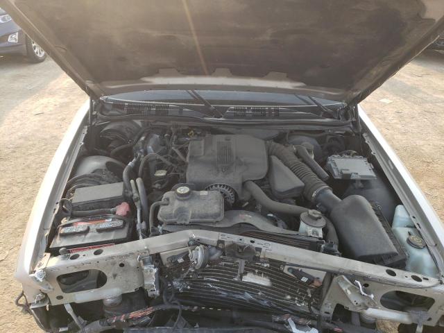 Photo 11 from auction – 2005 MERCURY GRAND MARQ with VIN 2MEFM74W85X601508