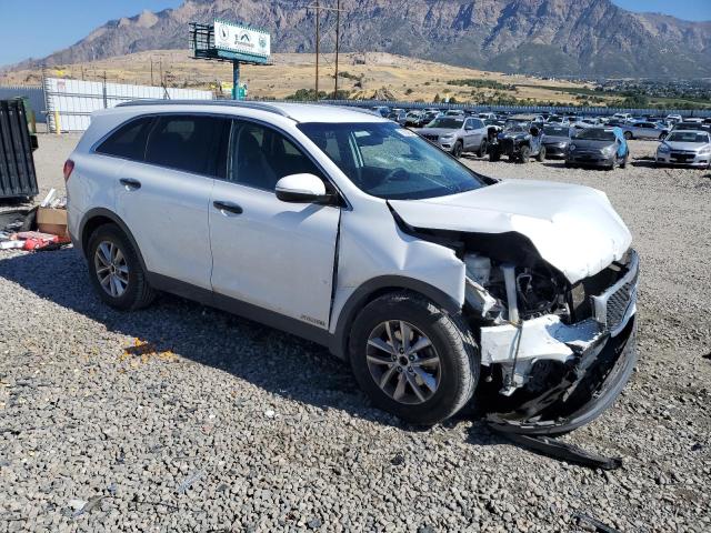 Photo 4 from auction – 2018 KIA SORENTO LX with VIN 5XYPGDA55JG339022