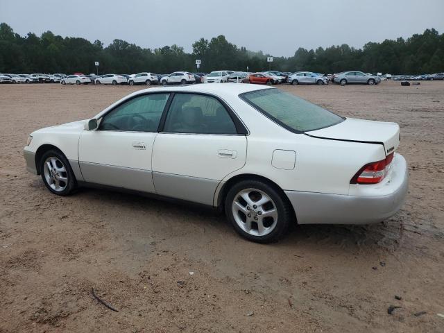 Photo 2 from auction – 2000 LEXUS ES 300 with VIN JT8BF28G7Y5083072