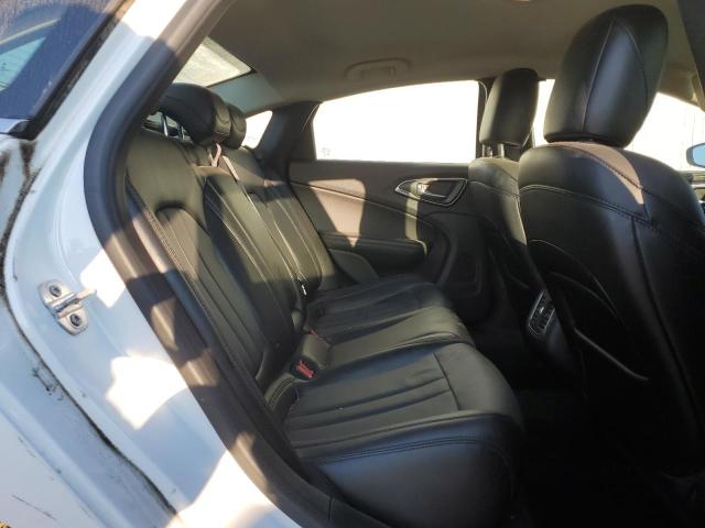 Photo 10 from auction – 2016 CHRYSLER 200 LIMITE with VIN 1C3CCCAB0GN190874