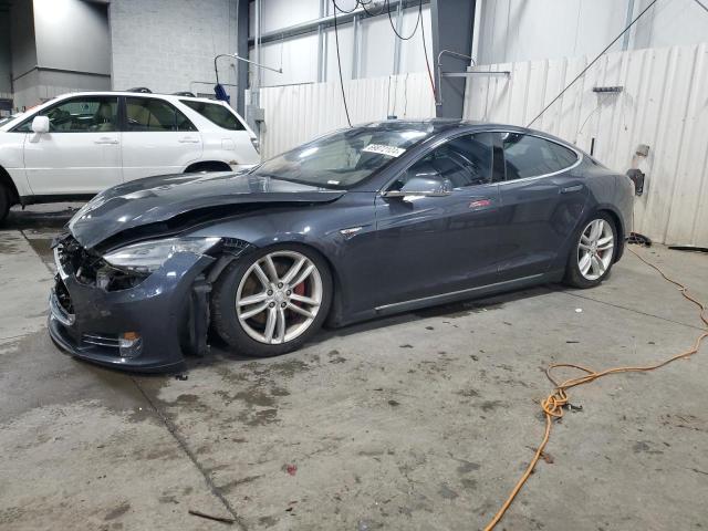 TESLA MODEL S 2015 with VIN 5YJSA1E41FF106863 - Photo from auction