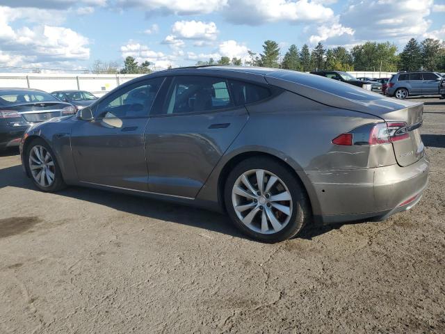Photo 2 from auction – 2015 TESLA MODEL S with VIN 5YJSA1E22FF108572