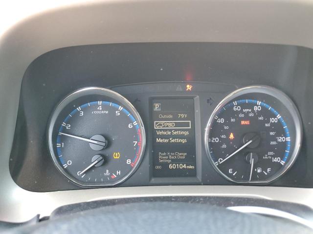 Photo 9 from auction – 2016 TOYOTA RAV4 XLE with VIN 2T3WFREV8GW273128