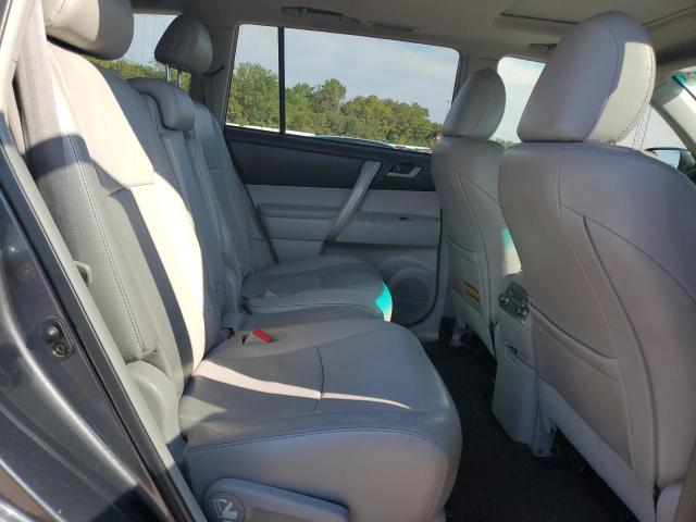 Photo 11 from auction – 2011 TOYOTA HIGHLANDER with VIN 5TDZK3EH3BS030272
