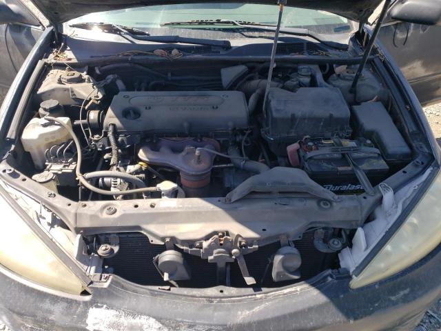 Photo 11 from auction – 2005 TOYOTA CAMRY LE with VIN 4T1BE32K15U398261