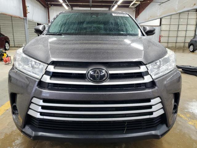 Photo 5 from auction – 2018 TOYOTA HIGHLANDER with VIN 5TDZARFH2JS038124