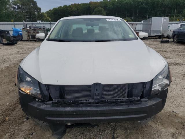Photo 5 from auction – 2013 VOLKSWAGEN PASSAT SEL with VIN 1VWCH7A3XDC015985