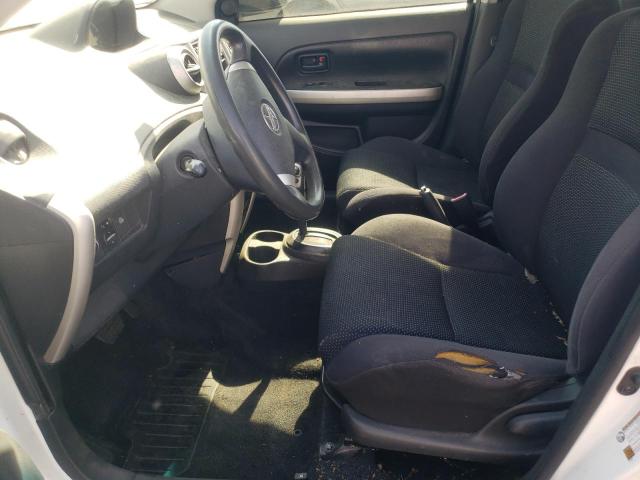 Photo 7 from auction – 2005 TOYOTA SCION XA with VIN JTKKT624750104004