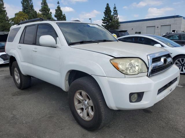 Photo 4 from auction – 2006 TOYOTA 4RUNNER SR with VIN JTEZU14R068045777