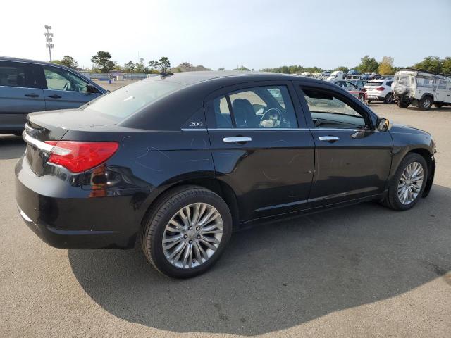 Photo 3 from auction – 2013 CHRYSLER 200 LIMITE with VIN 1C3CCBCGXDN679538