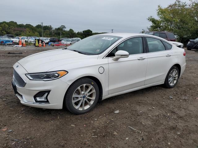 FORD FUSION TIT 2019 with VIN 3FA6P0SU2KR218052 - Photo from auction