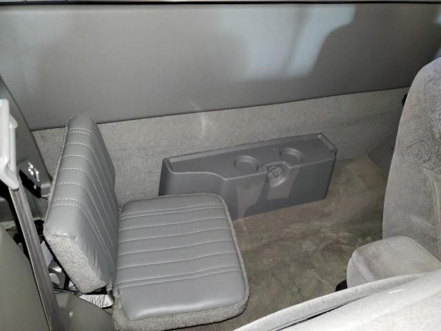 Photo 10 from auction – 2000 GMC SONOMA with VIN 1GTCS19W0Y8146125