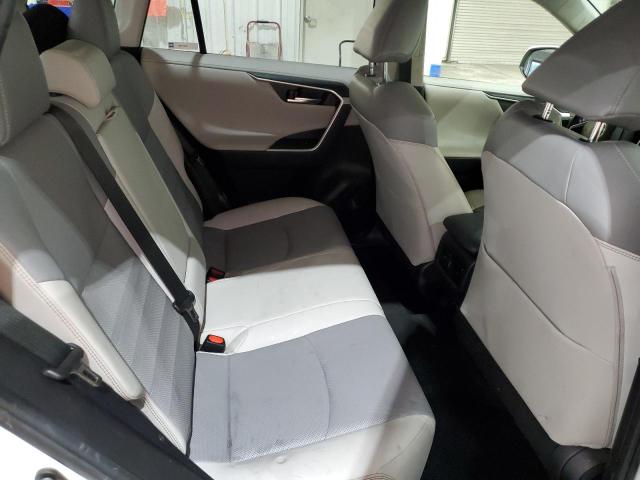 Photo 11 from auction – 2019 TOYOTA RAV4 LIMIT with VIN JTMN1RFV3KD002072