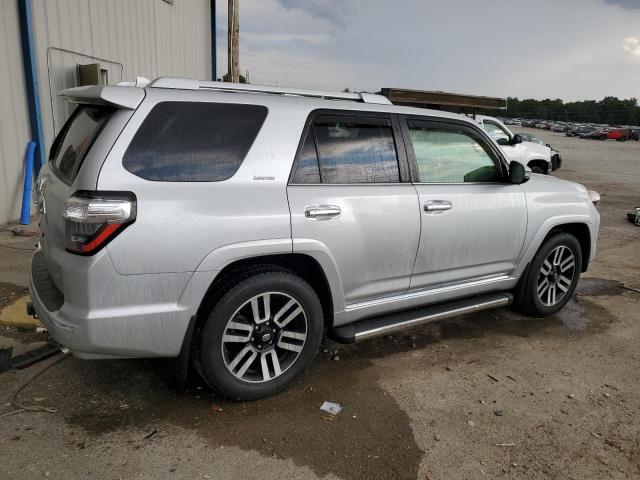 Photo 3 from auction – 2017 TOYOTA 4RUNNER SR with VIN JTEZU5JR3H5151544