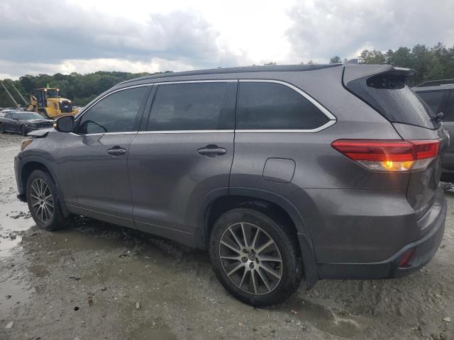 Photo 2 from auction – 2018 TOYOTA HIGHLANDER with VIN 5TDJZRFH1JS856000