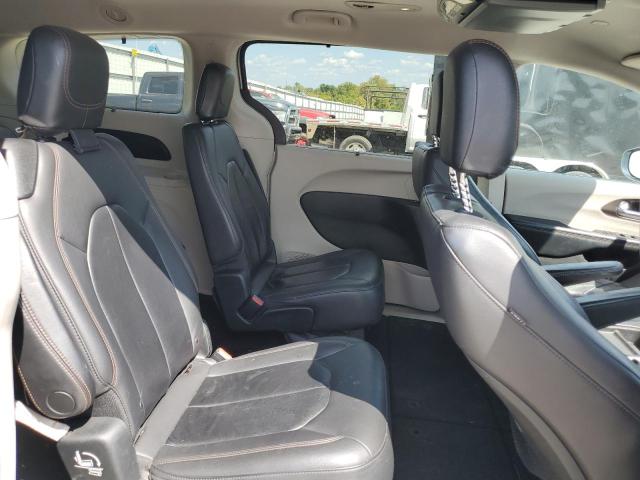 Photo 11 from auction – 2017 CHRYSLER PACIFICA T with VIN 2C4RC1BG8HR794617