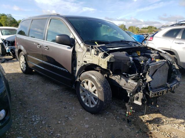 Photo 4 from auction – 2015 CHRYSLER TOWN & COU with VIN 2C4RC1BG4FR504919