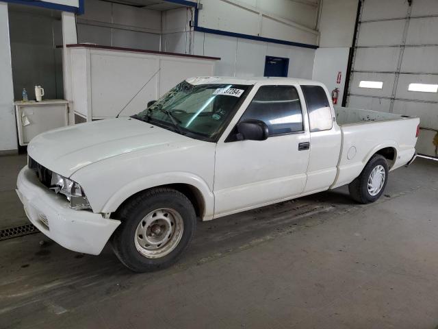 GMC SONOMA 2002 مع رقم تعريف المركبة 1GTCS19W228185466 - صورة من المزاد