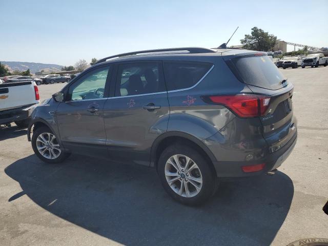 Photo 2 from auction – 2019 FORD ESCAPE SEL with VIN 1FMCU0HD4KUA56782
