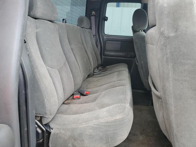 Photo 10 from auction – 2004 CHEVROLET SILVERADO with VIN 1GCHK29U84E115744